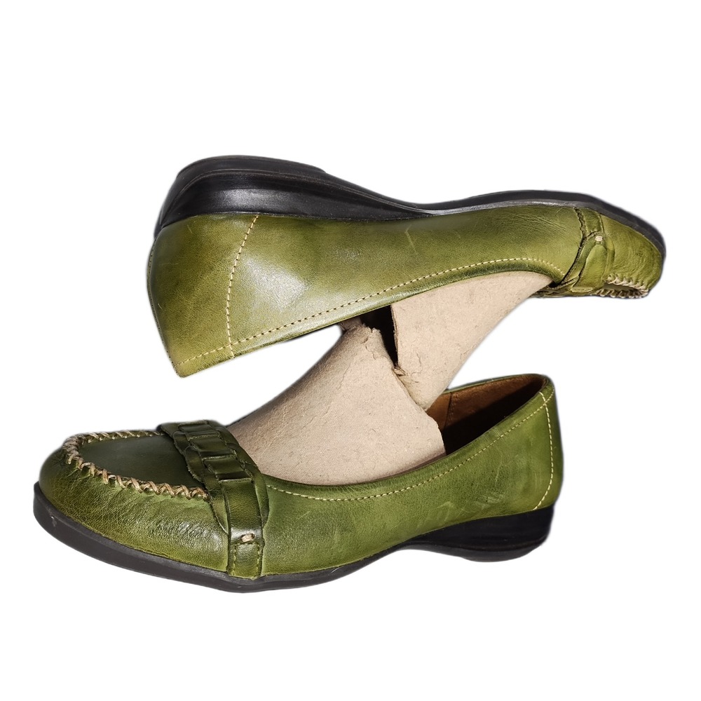 Naturalizer Green Leather Loafers